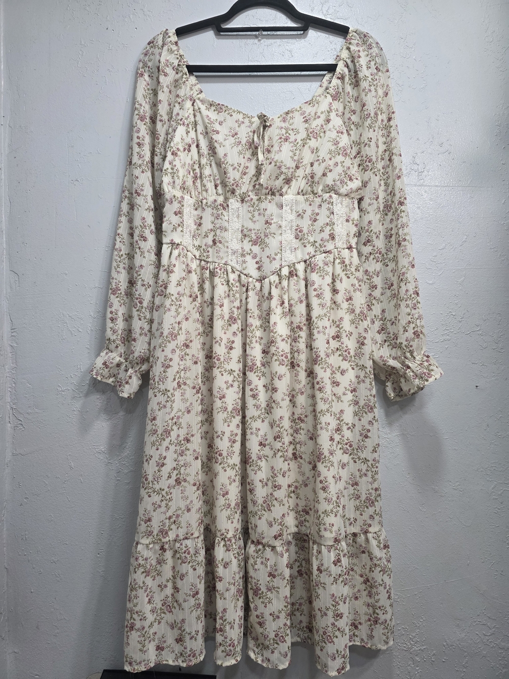 Celebrity Pink Cream Floral Long Sleeve Dress